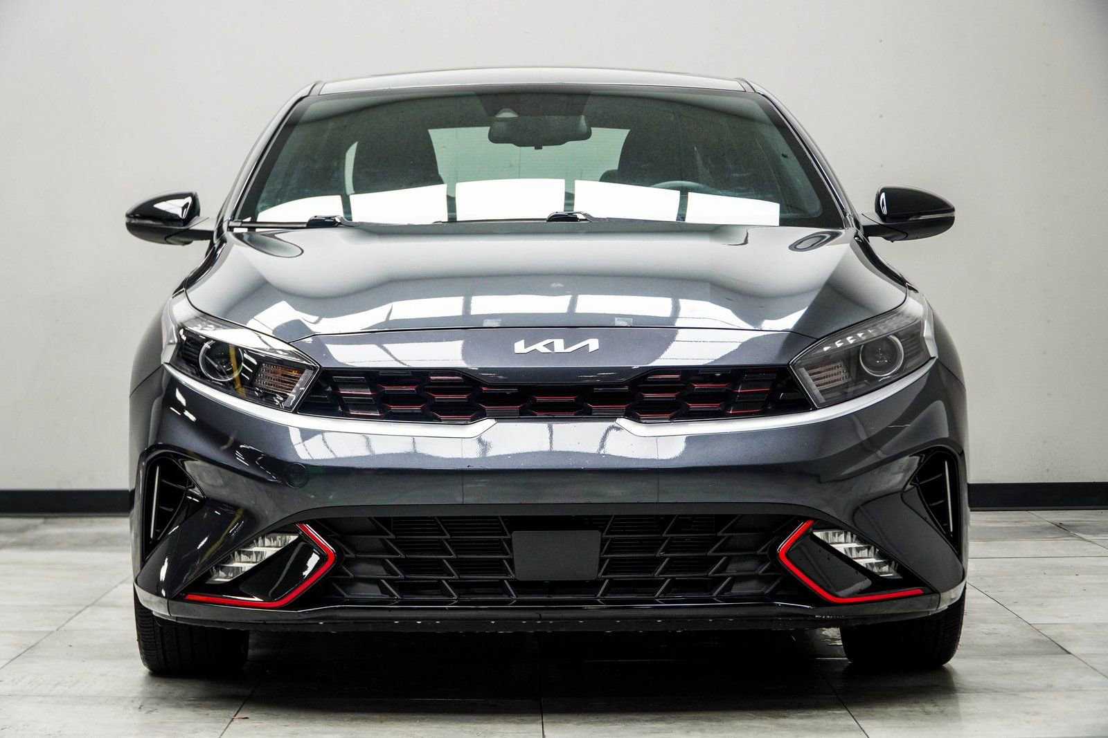 Used 2023 Kia Forte GT-Line w/ GT-Line Premium Package image 7