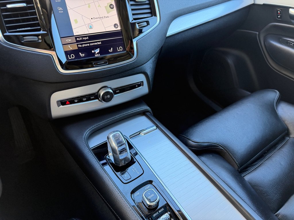 Used 2016 Volvo XC90 T8 Momentum w/ Vision Package AWD/4WD image 21