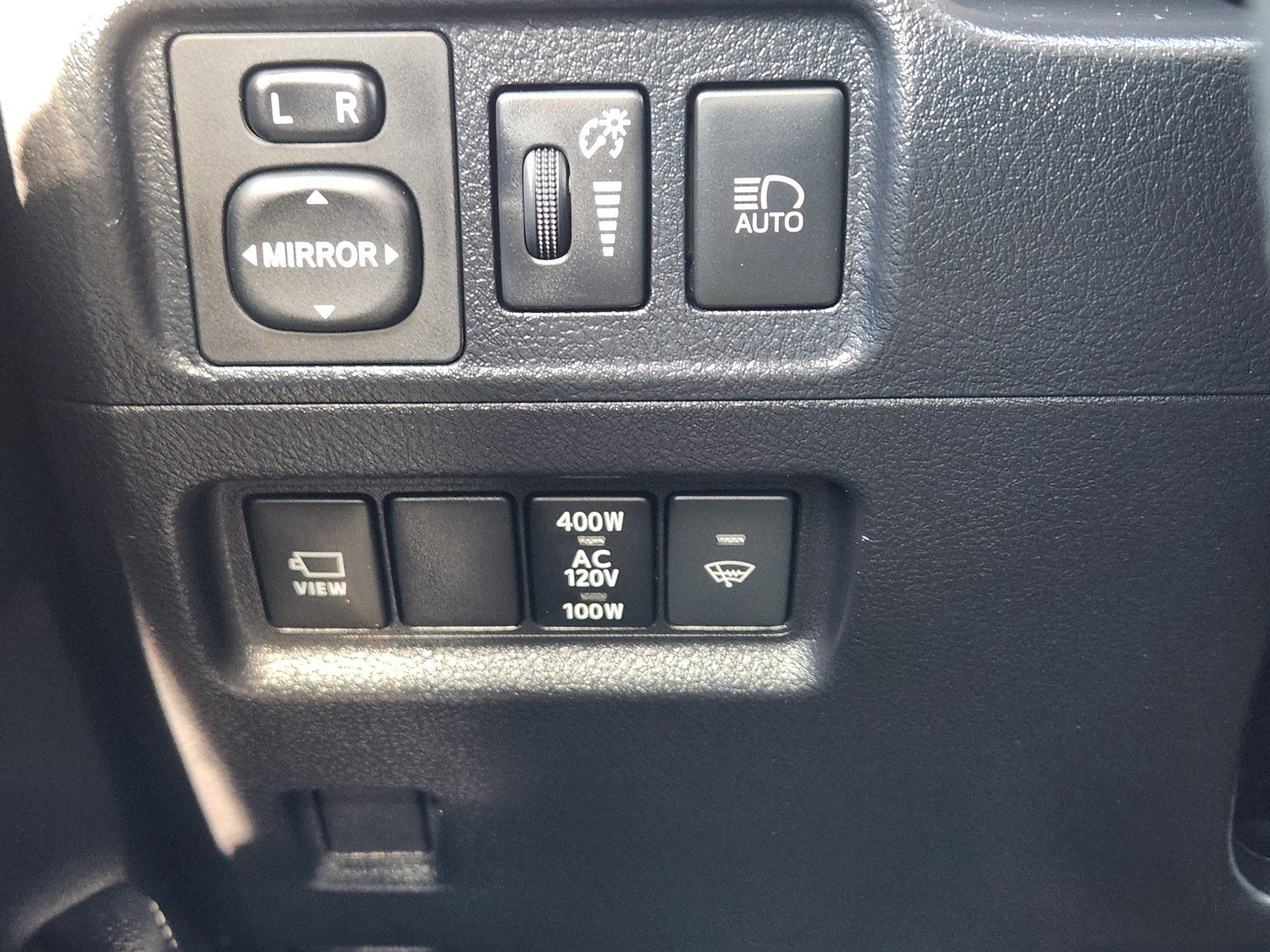 Used 2023 Toyota 4Runner SR5 Premium w/ Moonroof Package AWD/4WD image 19