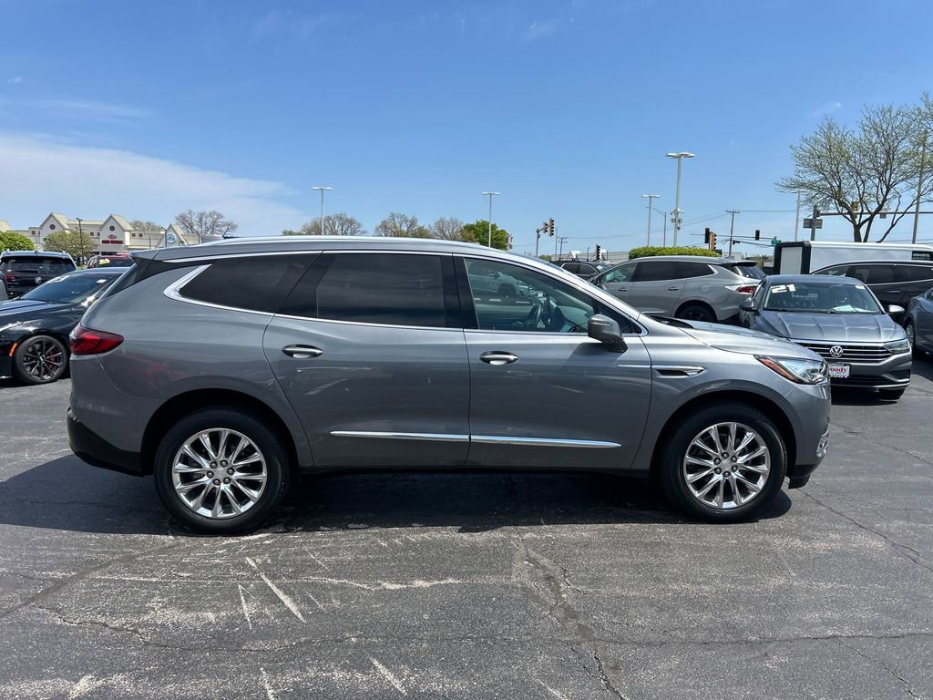 Used 2020 Buick Enclave Premium w/ Surround and Sites Package image 9