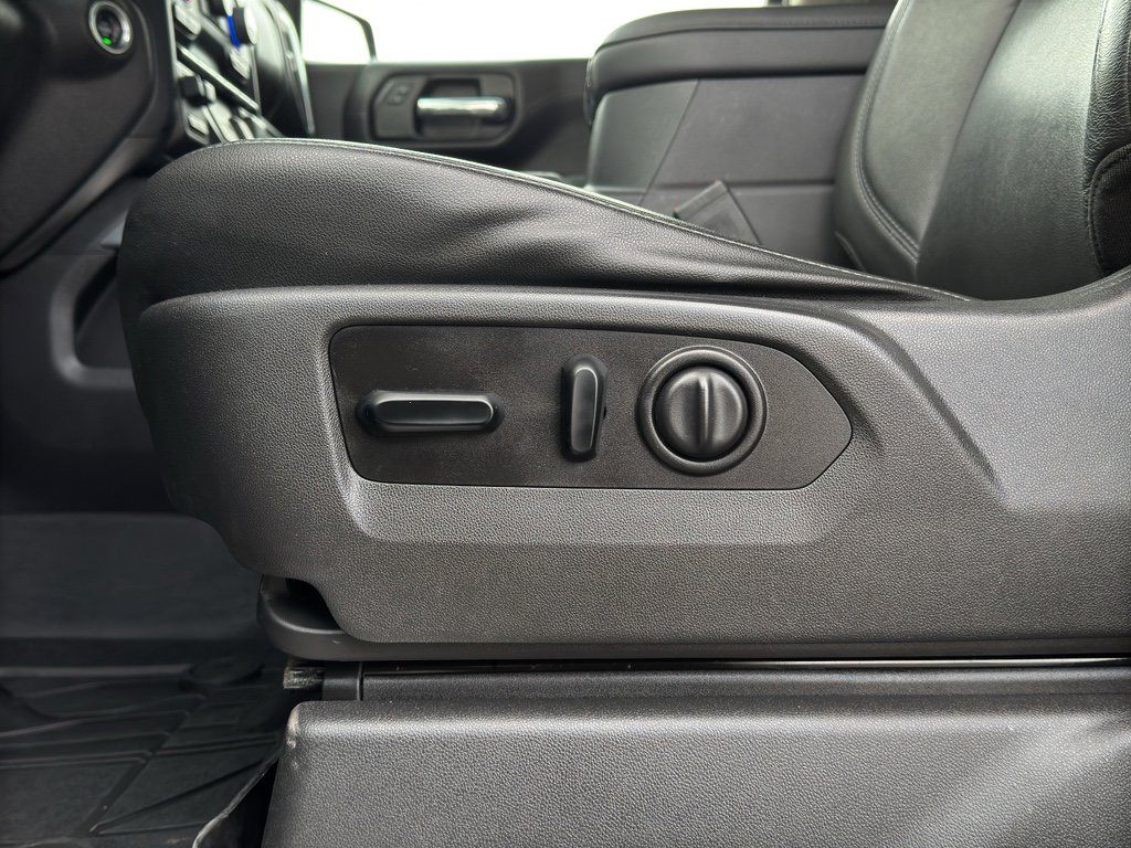 Certified 2019 Chevrolet Silverado 1500 RST image 13