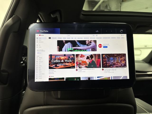 Used 2023 Cadillac Escalade Sport w/ Touring Package image 12