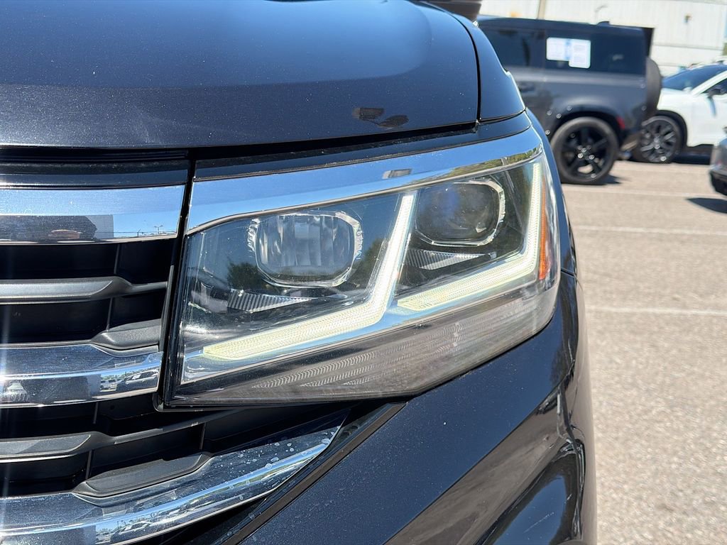 Used 2020 Volkswagen Atlas Cross Sport SEL R-Line AWD/4WD image 9