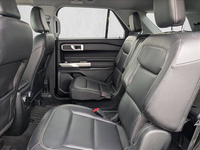 Used 2022 Ford Explorer XLT w/ Equipment Group 202A image 15