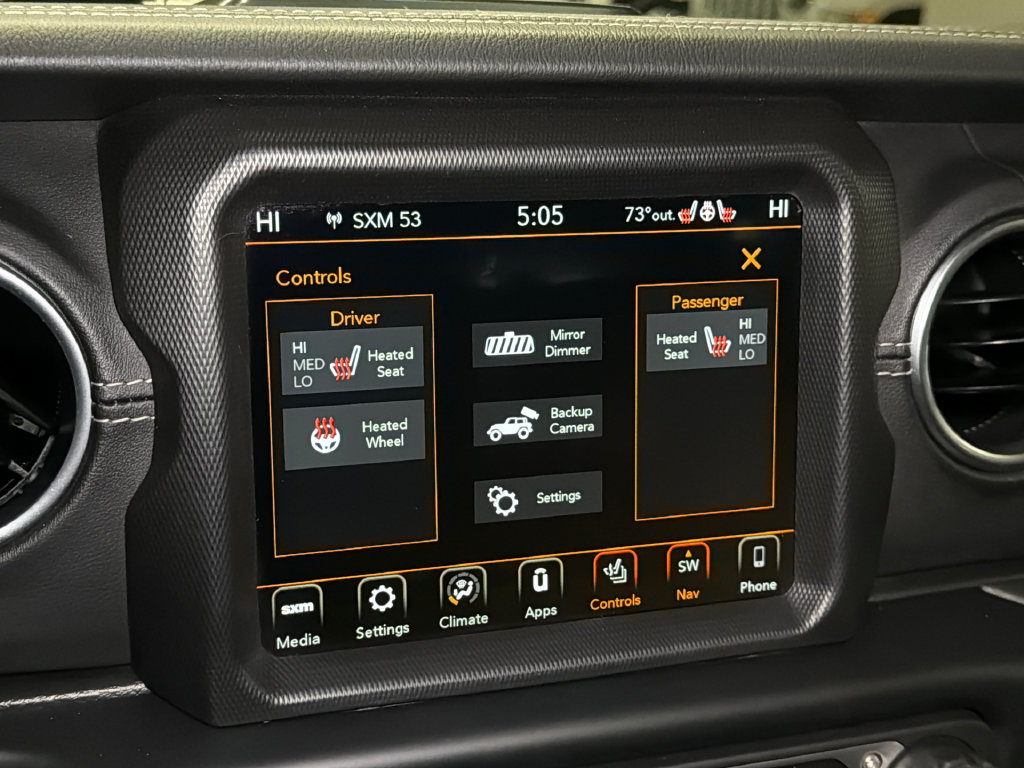 Used 2023 Jeep Wrangler Unlimited Sahara w/ Cold Weather Group AWD/4WD image 32
