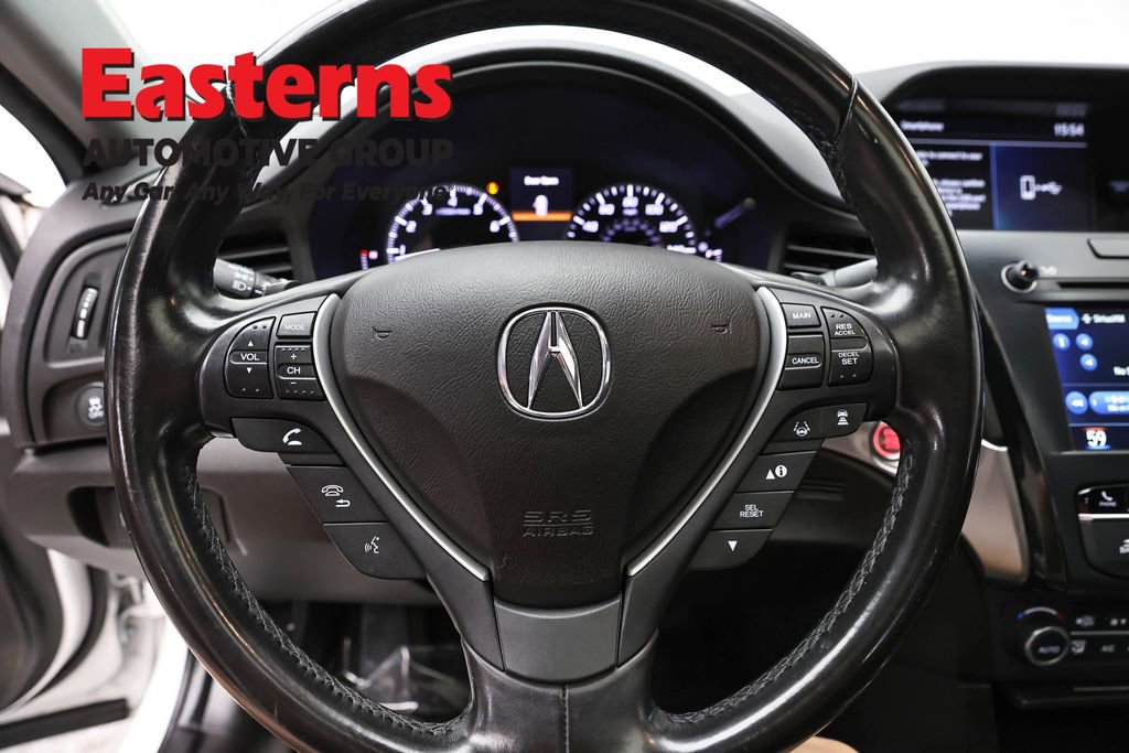 Used 2020 Acura ILX w/ Premium Package FWD image 10