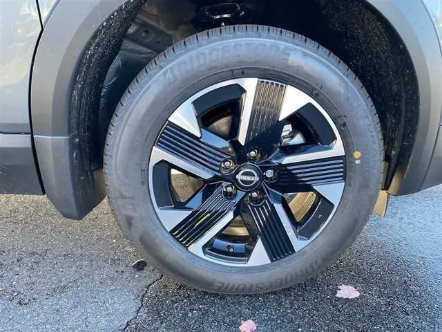 New 2026 Nissan Kicks SV w/ SV Premium Package image 27