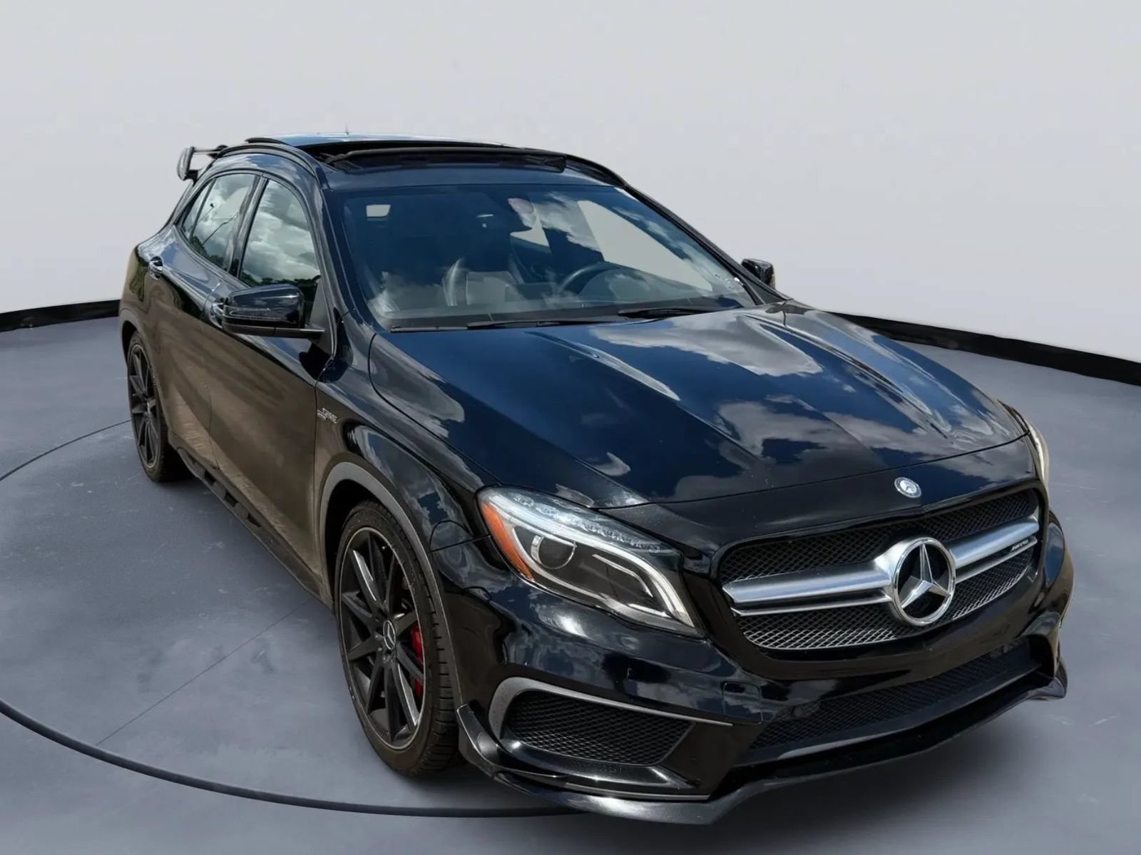 Used 2015 Mercedes-Benz GLA 45 AMG 4MATIC image 2