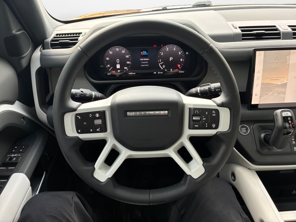 Used 2025 Land Rover Defender 110 S AWD/4WD image 10