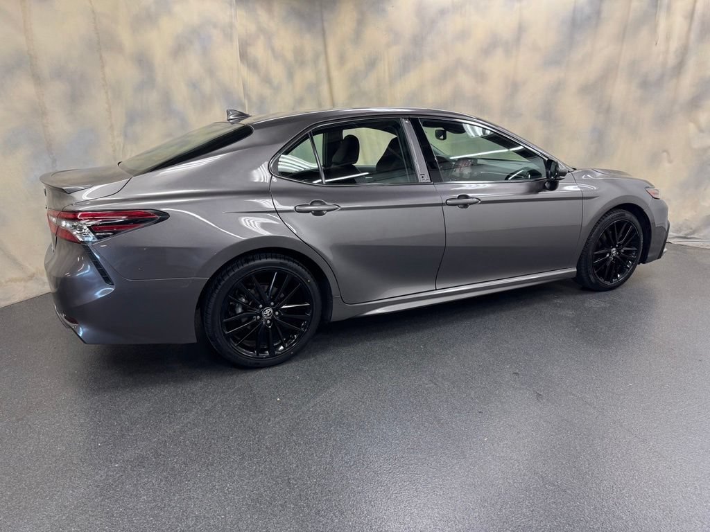 Used 2024 Toyota Camry XSE FWD image 10