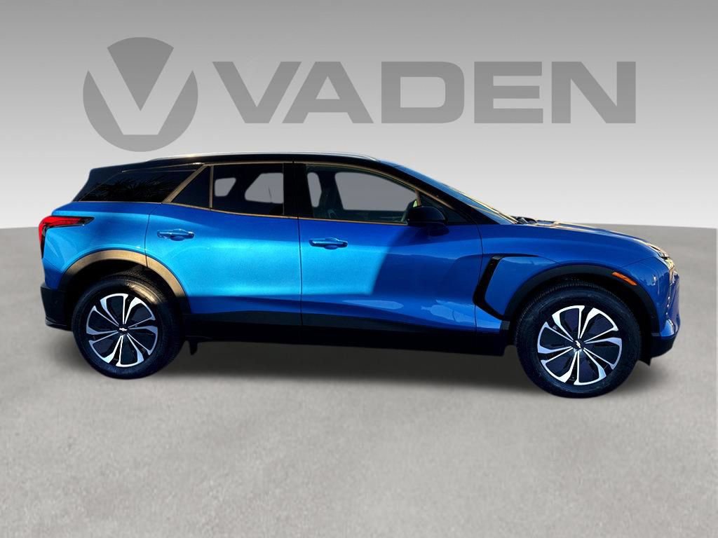 New 2025 Chevrolet Blazer EV LT w/ Super Cruise Package AWD/4WD image 25