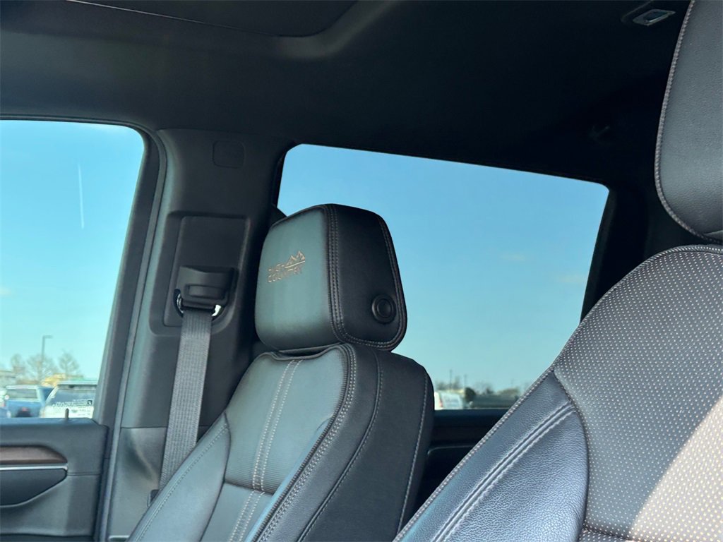 Certified 2024 Chevrolet Silverado 2500 High Country w/ High Country Premium Package image 12