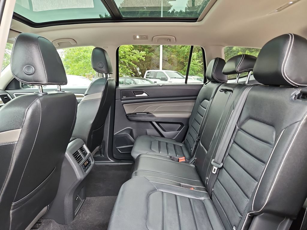 Used 2021 Volkswagen Atlas SEL Premium AWD/4WD image 29