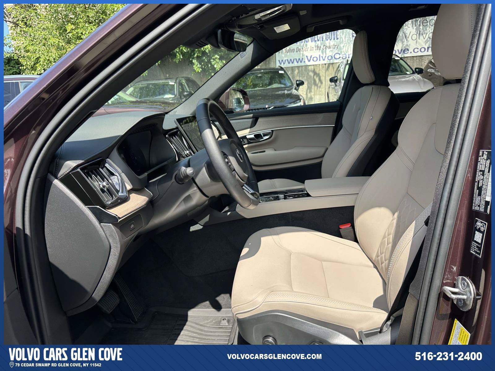 Used 2026 Volvo XC90 B6 Plus w/ Protection Package AWD/4WD image 14