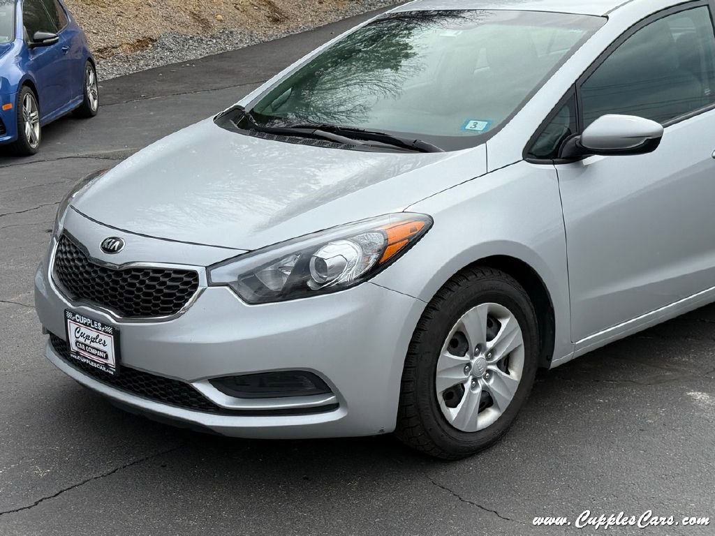 Used 2015 Kia Forte LX image 34