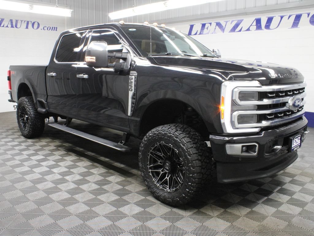 Used 2023 Ford F250 Platinum AWD/4WD image 3