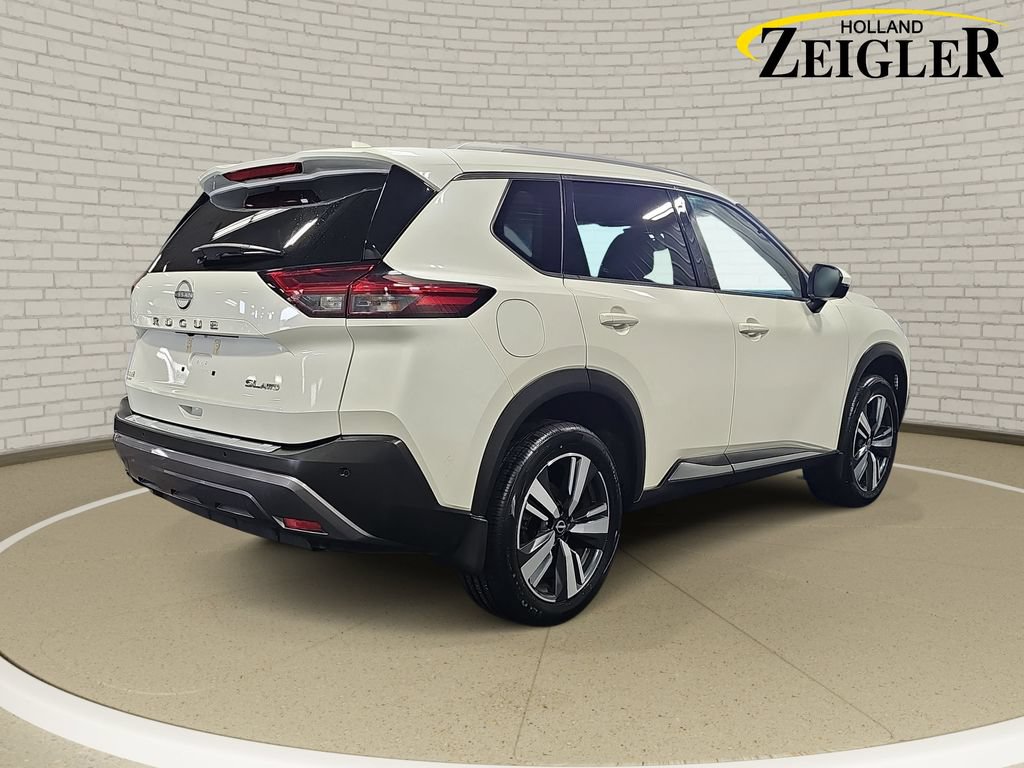 Used 2023 Nissan Rogue SL AWD/4WD image 5