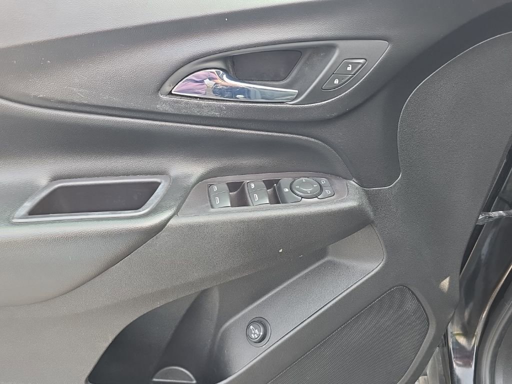 Used 2020 Chevrolet Equinox LT image 14