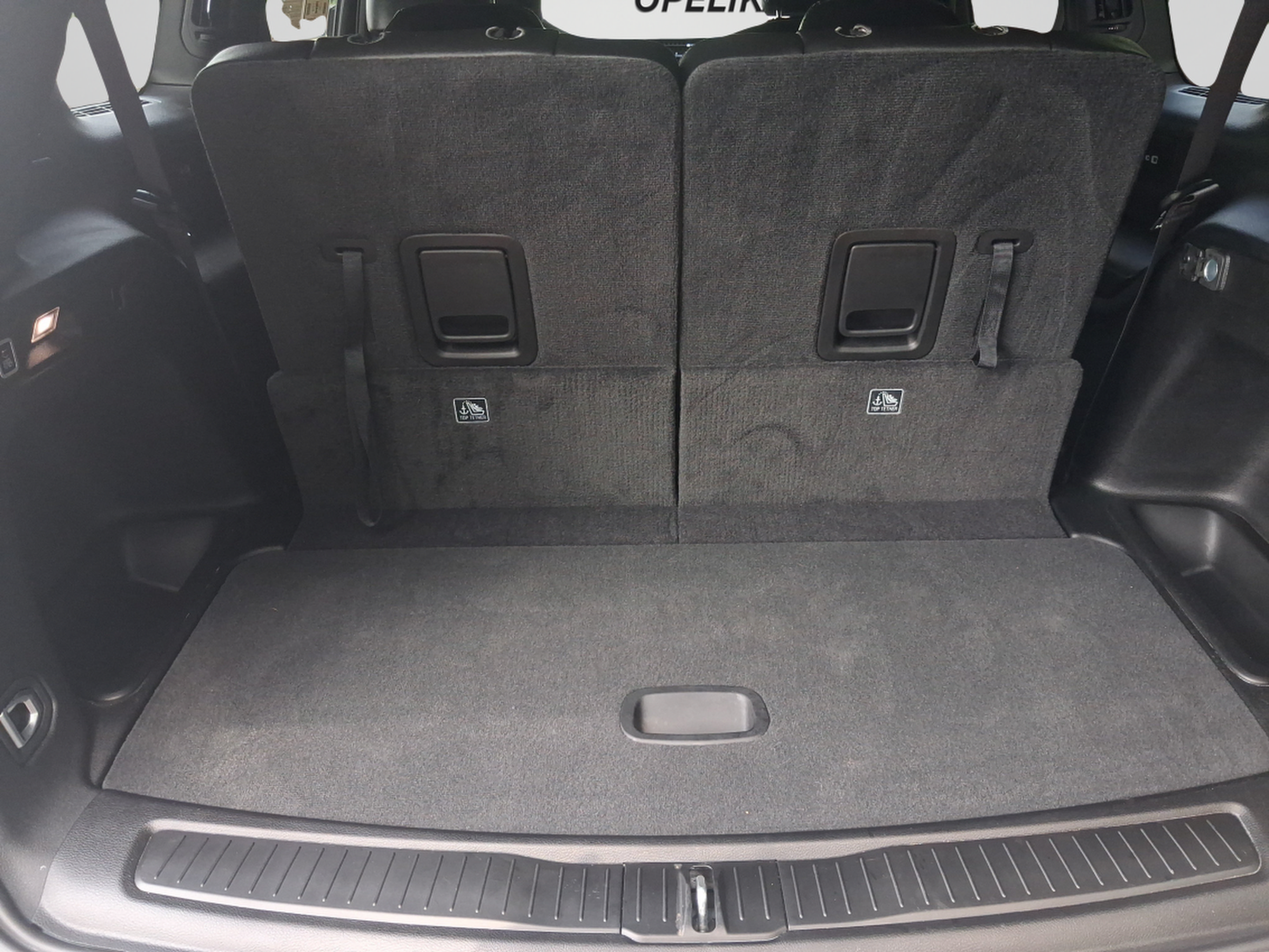 Used 2024 Jeep Grand Cherokee L Altitude RWD image 25