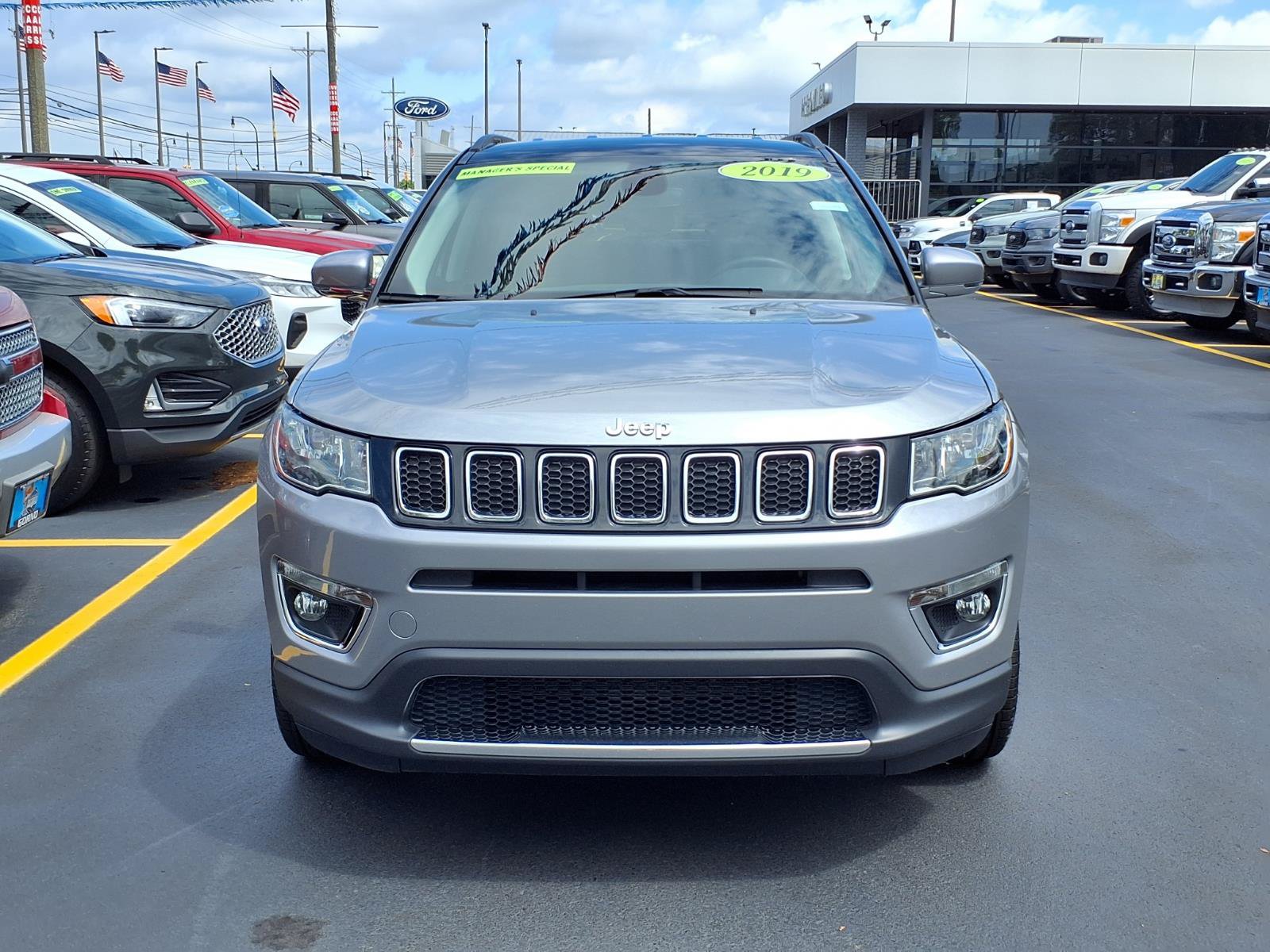 Used 2019 Jeep Compass Limited AWD/4WD image 21