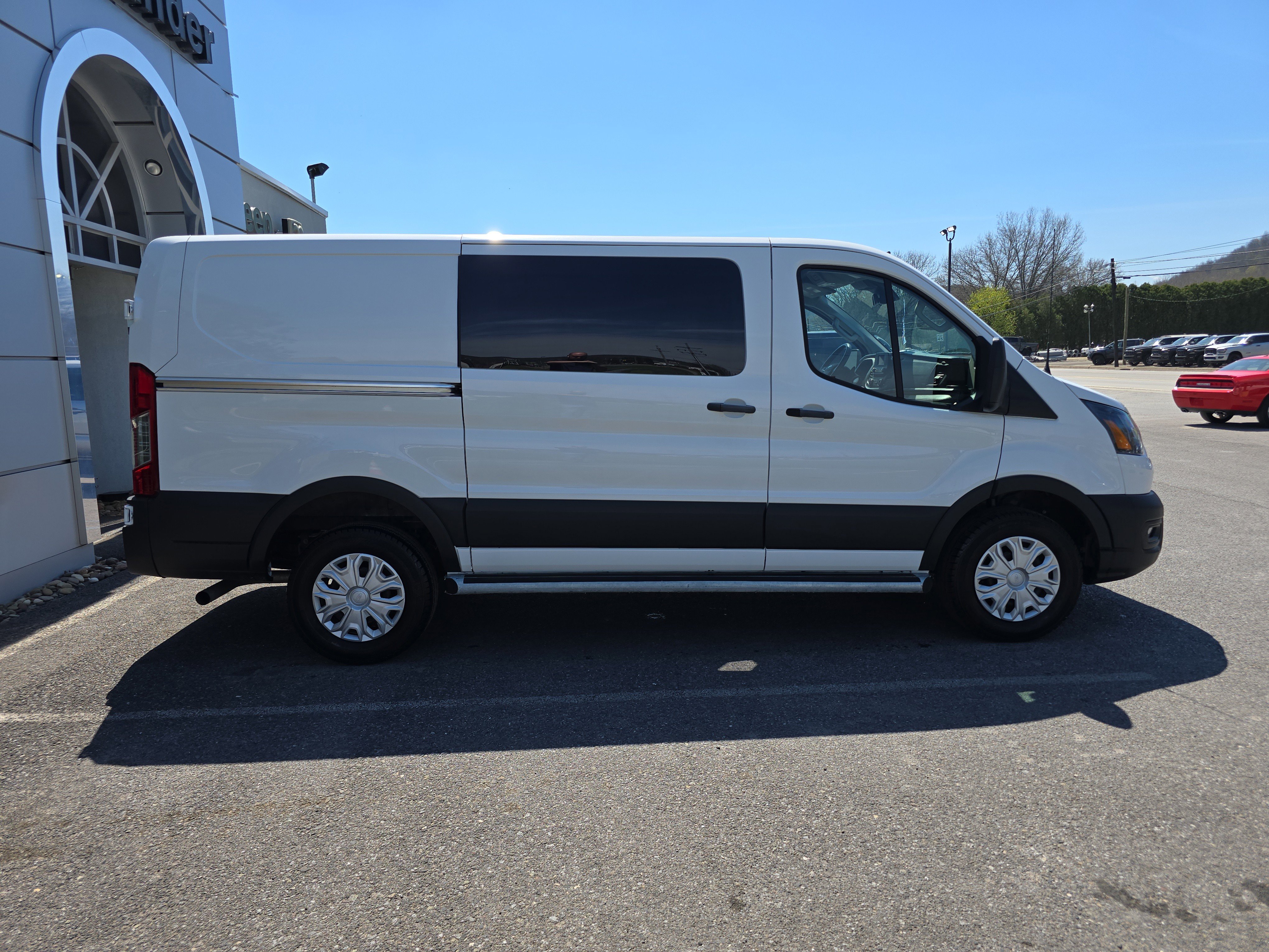 Used 2024 Ford Transit 250 Low Roof w/ Exterior Upgrade Package RWD image 2