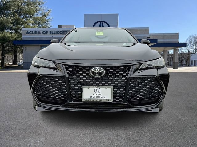 Used 2019 Toyota Avalon XSE w/ Protection Package FWD image 2