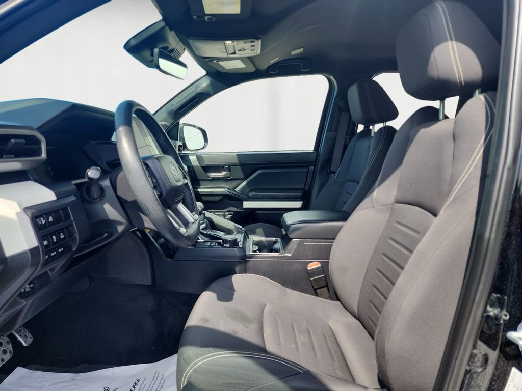 Used 2024 Toyota Tacoma TRD Sport w/ TRD Sport Upgrade Package image 9