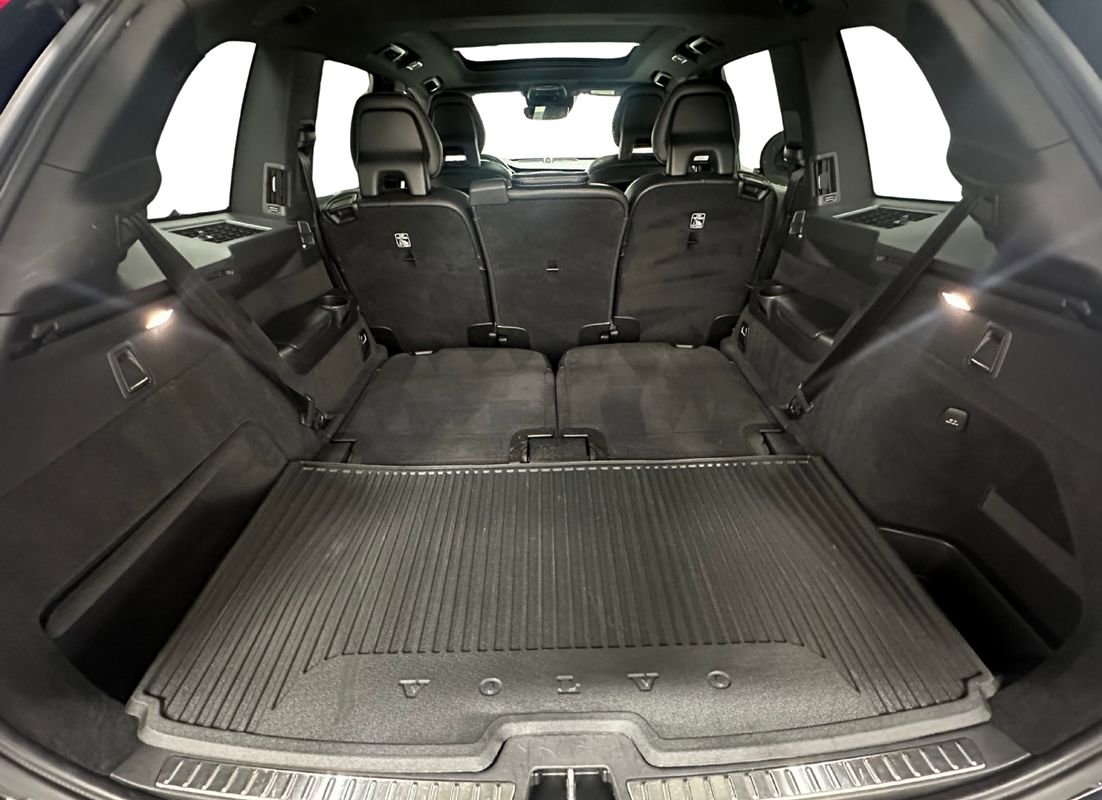 Used 2018 Volvo XC90 T6 R-Design w/ Convenience Package image 14