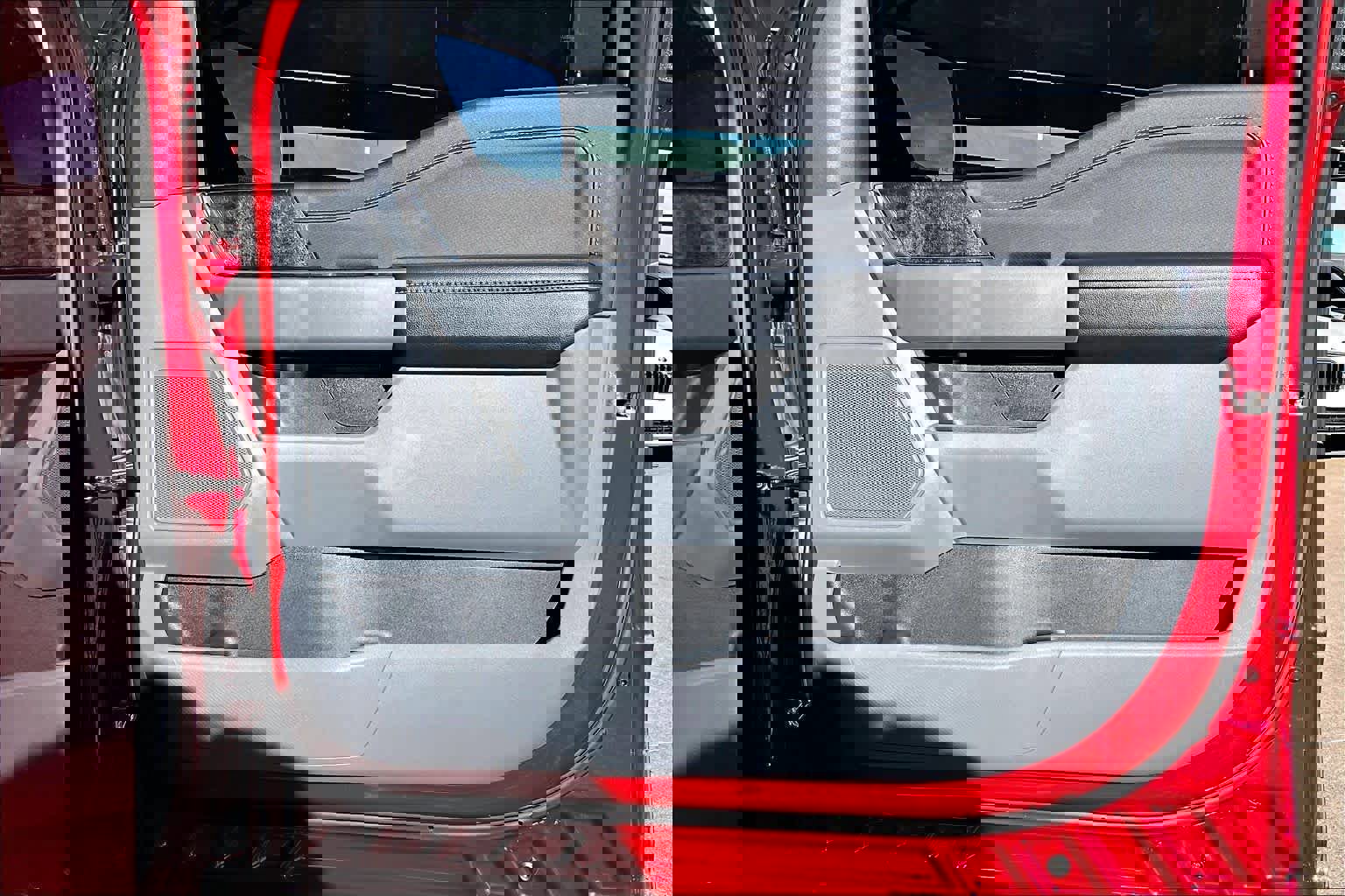 Used 2022 Ford F150 XLT w/ Equipment Group 302A High image 21