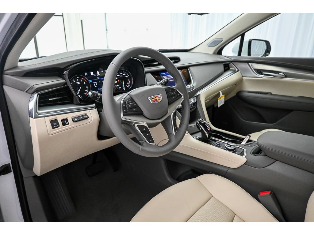 New 2026 Cadillac XT5 Premium Luxury w/ Driver Assist Package AWD/4WD image 21