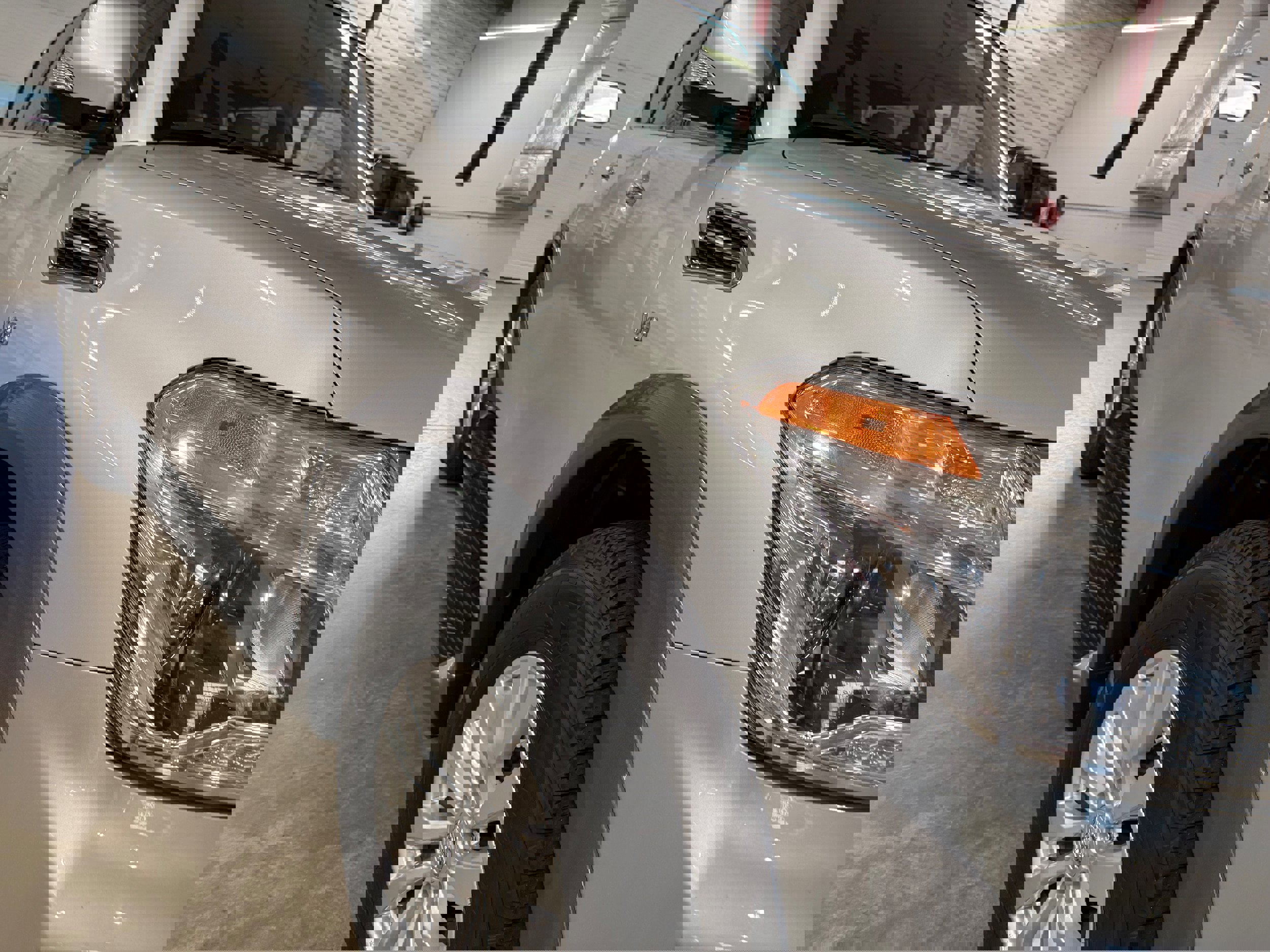 Used 2018 Nissan Armada SV w/ Driver Package image 3