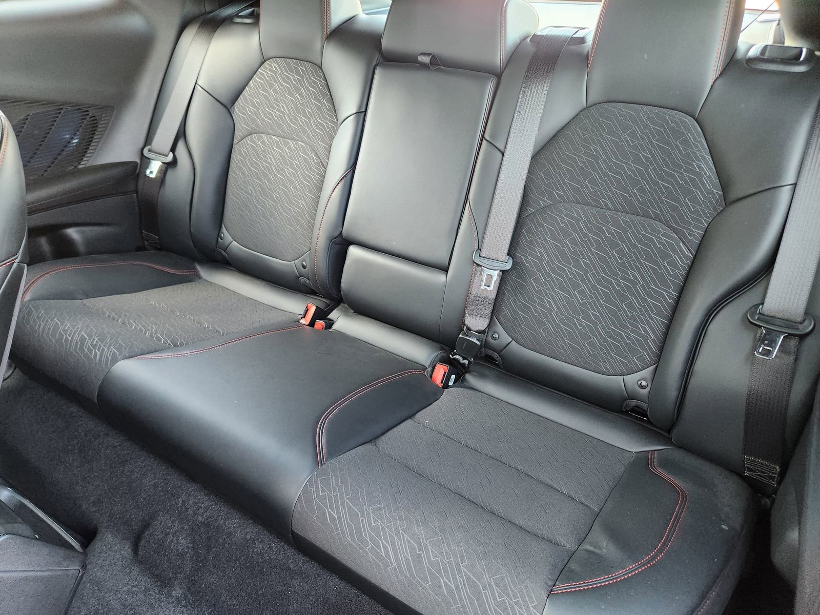 Used 2025 Dodge Charger R/T w/ Quick Order Package 25M R/T image 33