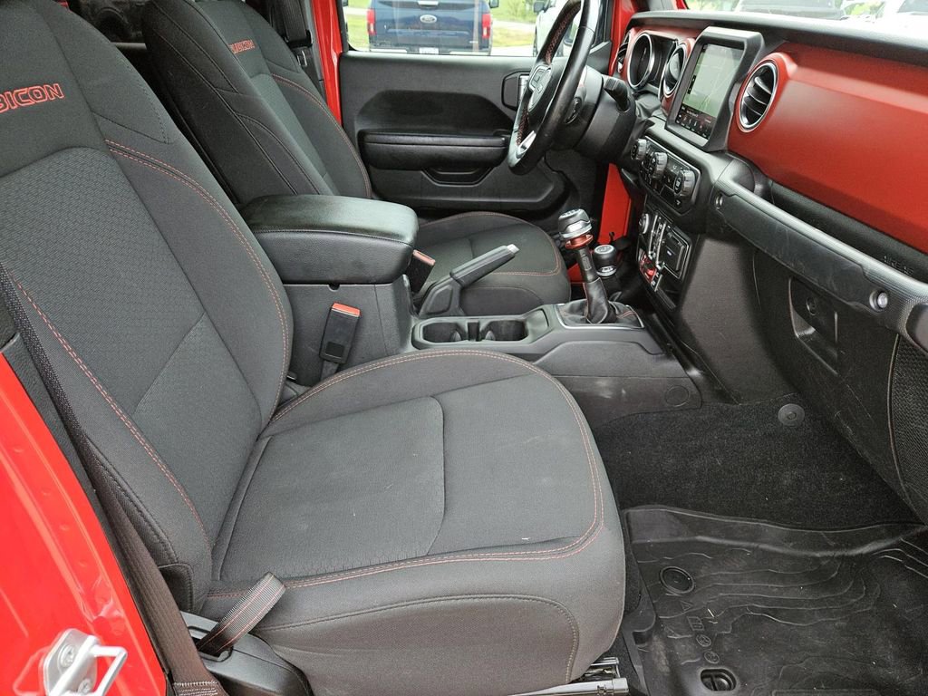 Used 2022 Jeep Gladiator Rubicon w/ Cold Weather Group image 27