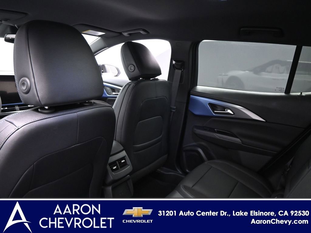 New 2026 Chevrolet Equinox EV LT image 21