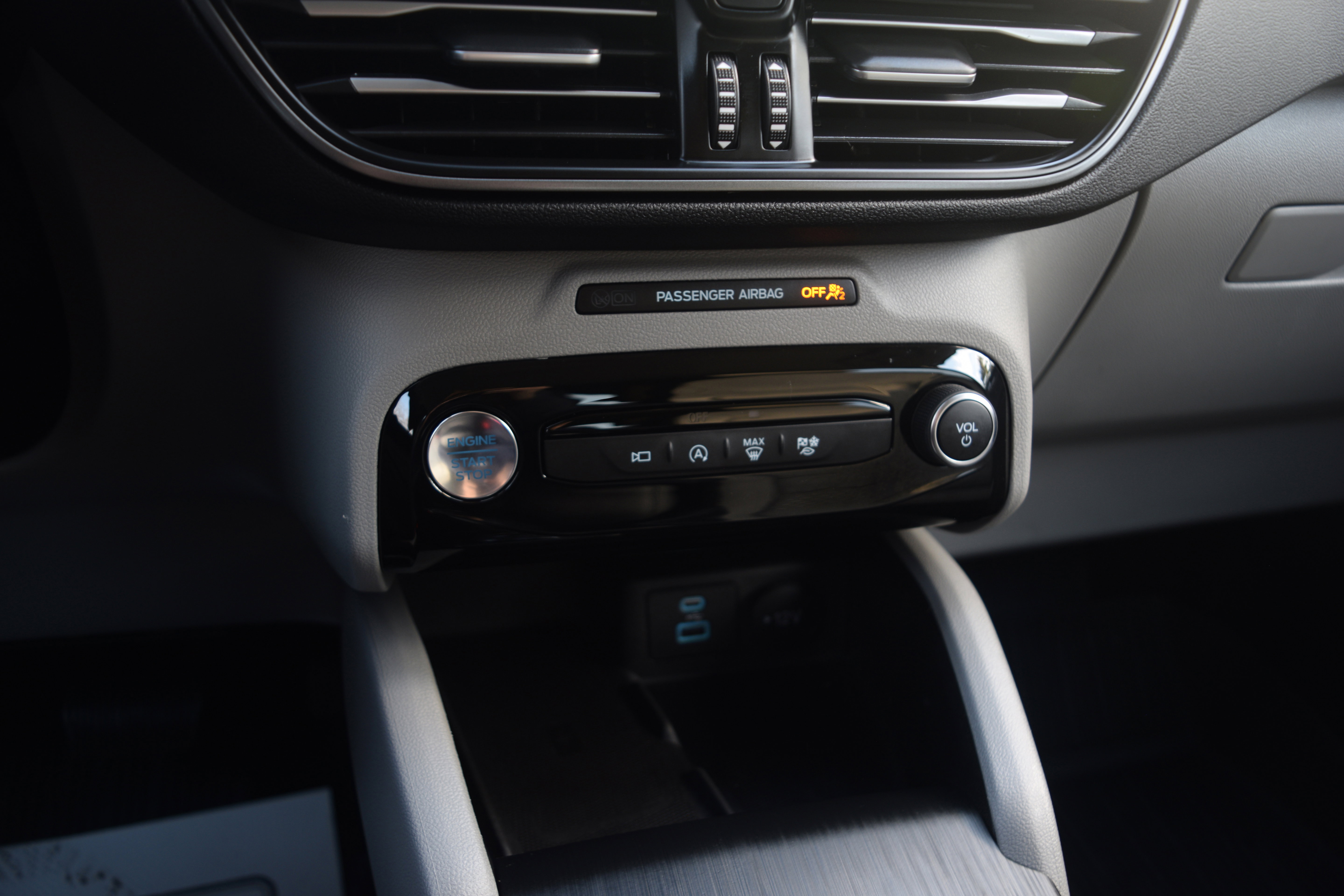 Used 2023 Ford Escape Active w/ Tech Pack #2 image 11