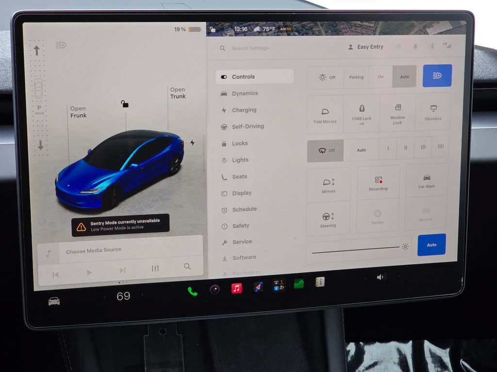 Used 2025 Tesla Model 3 Long Range AWD/4WD image 9