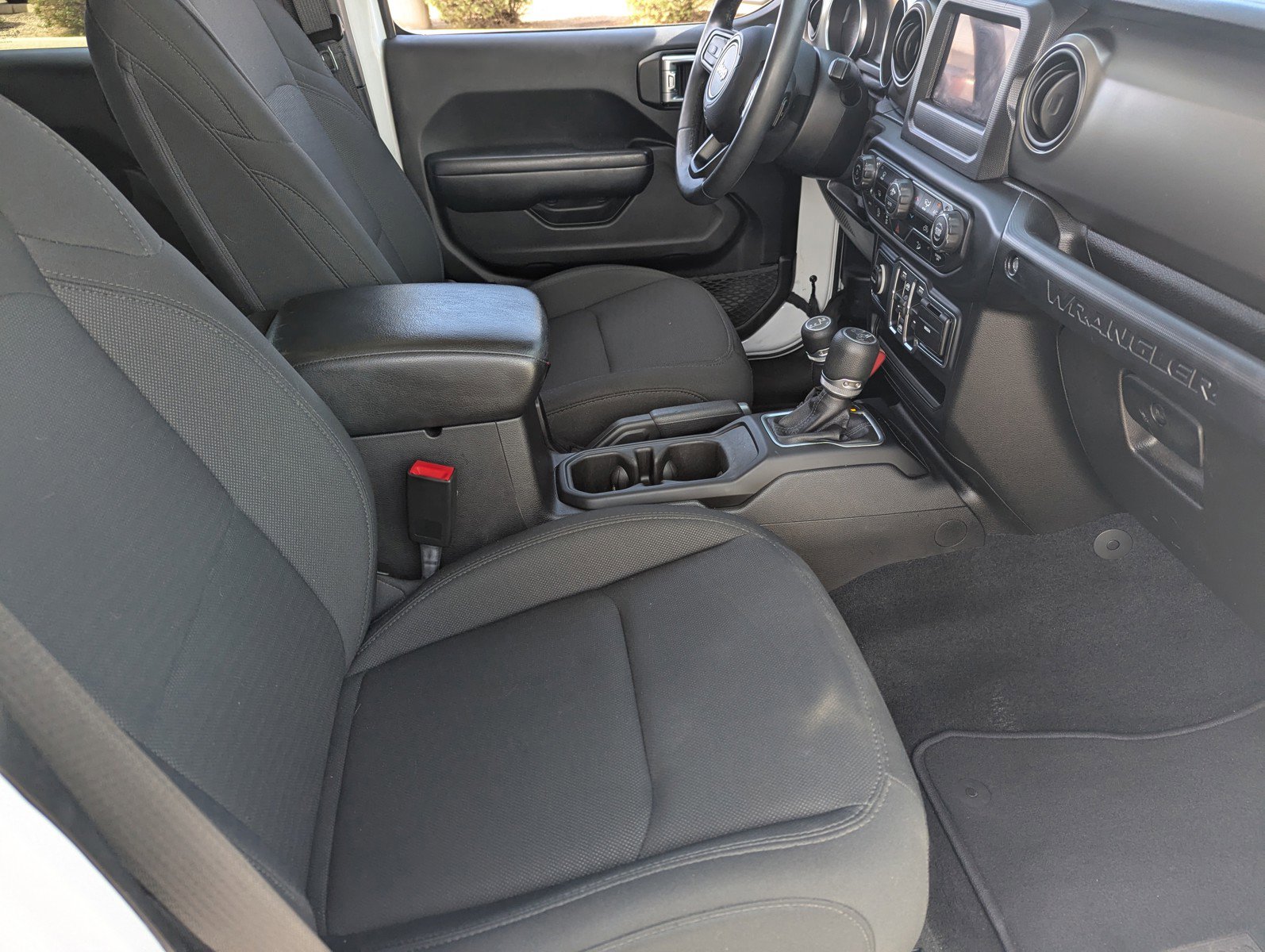 Used 2019 Jeep Wrangler Unlimited Sport S image 12