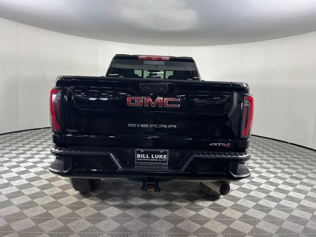 Used 2025 GMC Sierra 3500 AT4 w/ AT4 Premium Plus Package image 9
