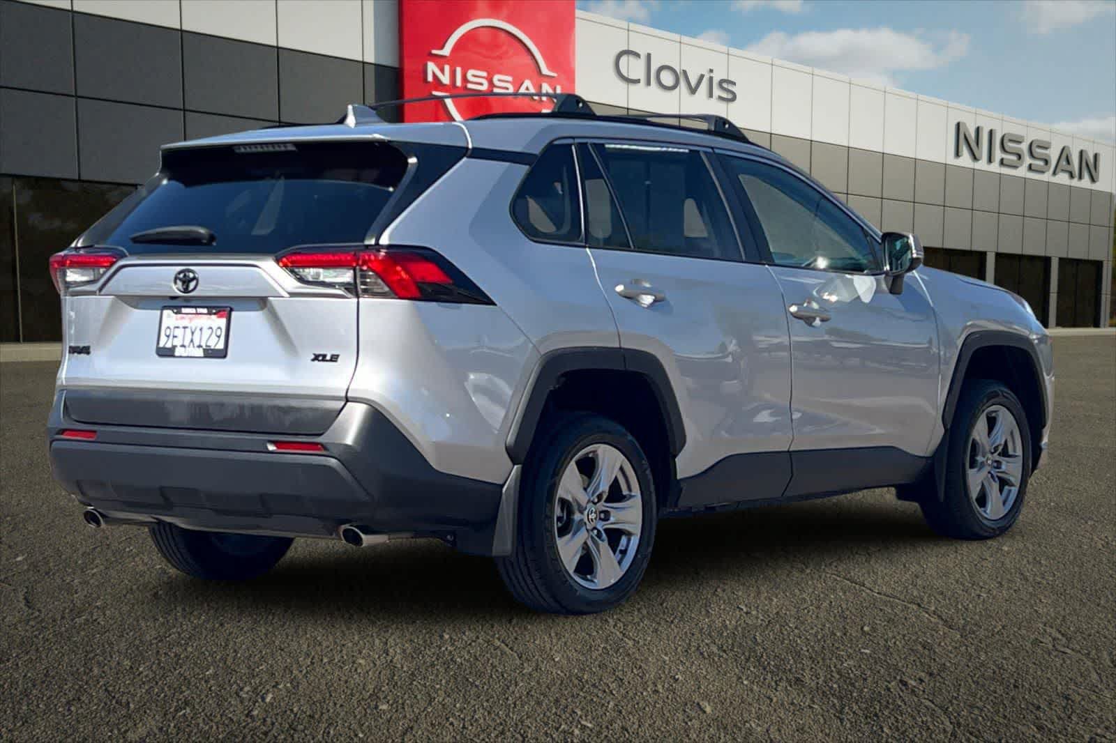 Used 2023 Toyota RAV4 XLE FWD image 3