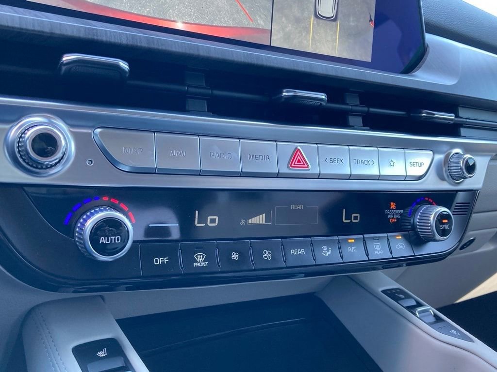 Used 2024 Kia Telluride SX image 27