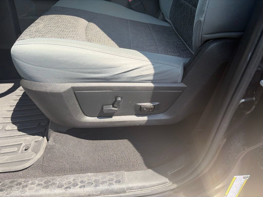 Used 2018 RAM 1500 Big Horn AWD/4WD image 16