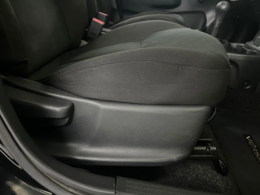 Used 2018 Nissan Versa S Plus image 54