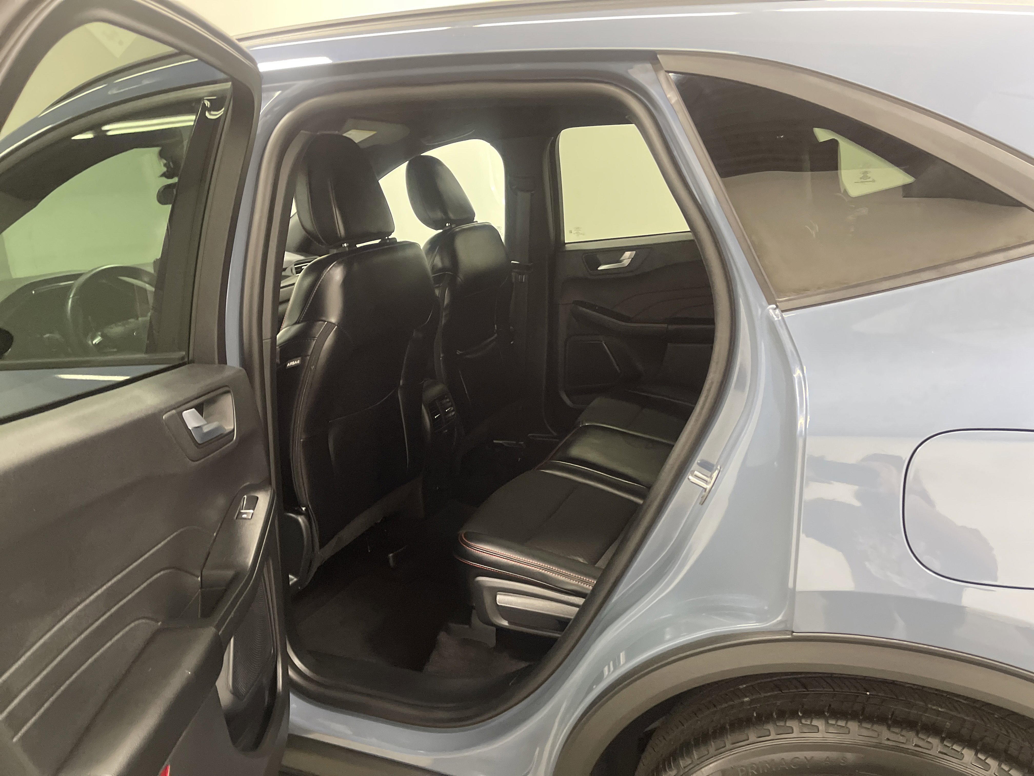 Used 2025 Ford Escape ST-Line image 13