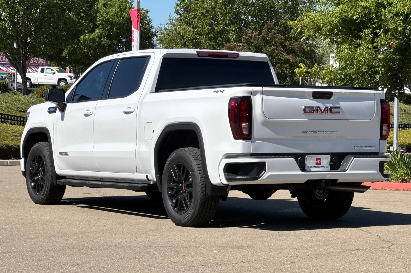 Used 2026 GMC Sierra 1500 Elevation AWD/4WD image 6