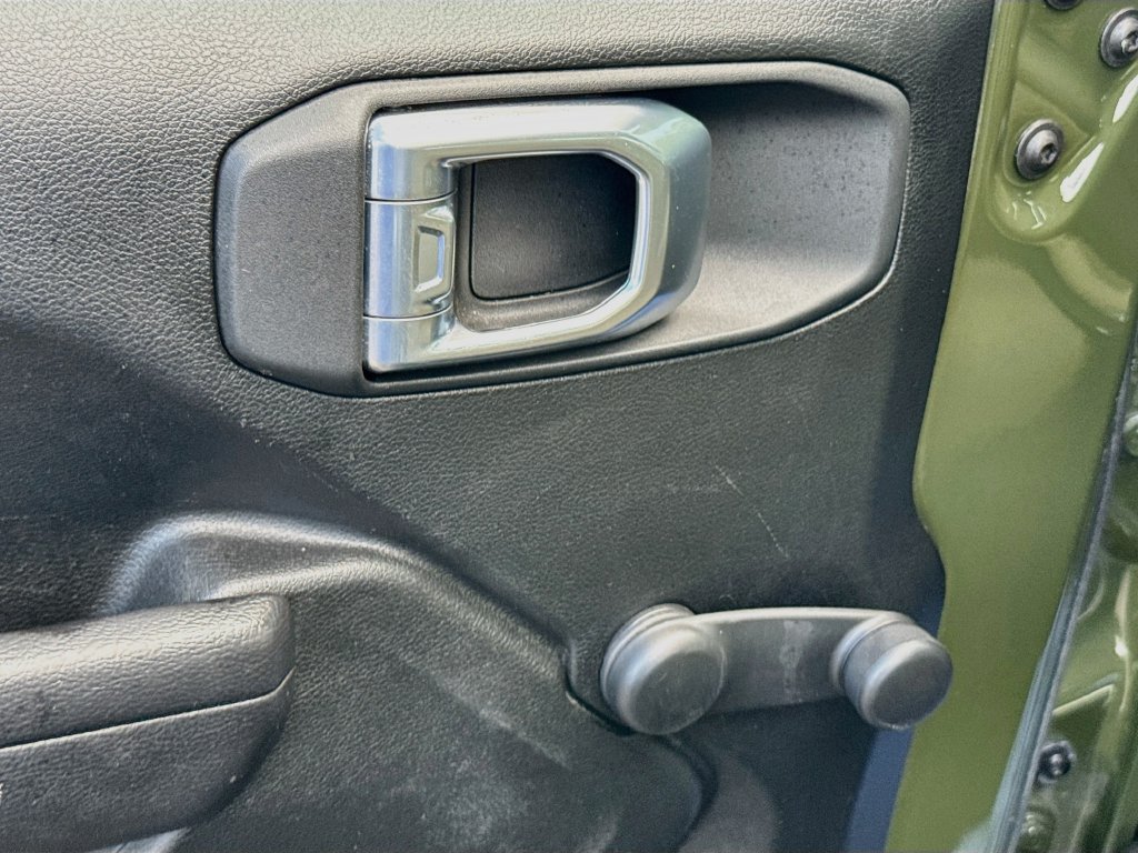 Certified 2022 Jeep Wrangler Sport AWD/4WD image 19