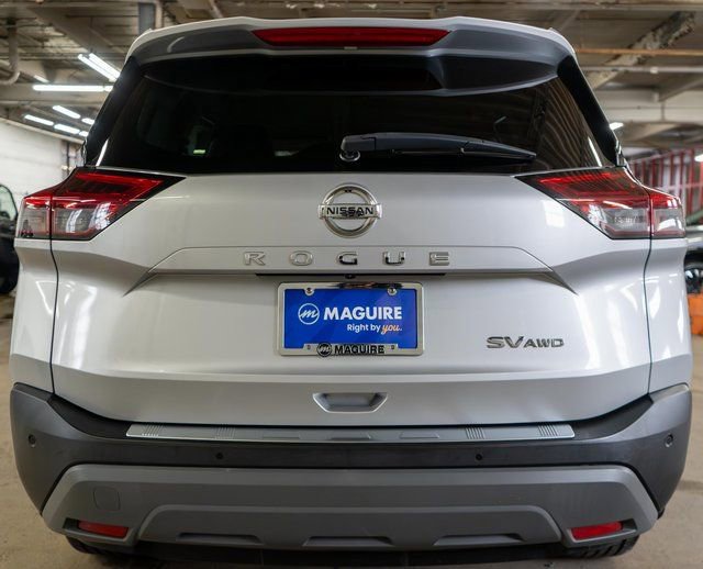 Used 2021 Nissan Rogue SV image 7