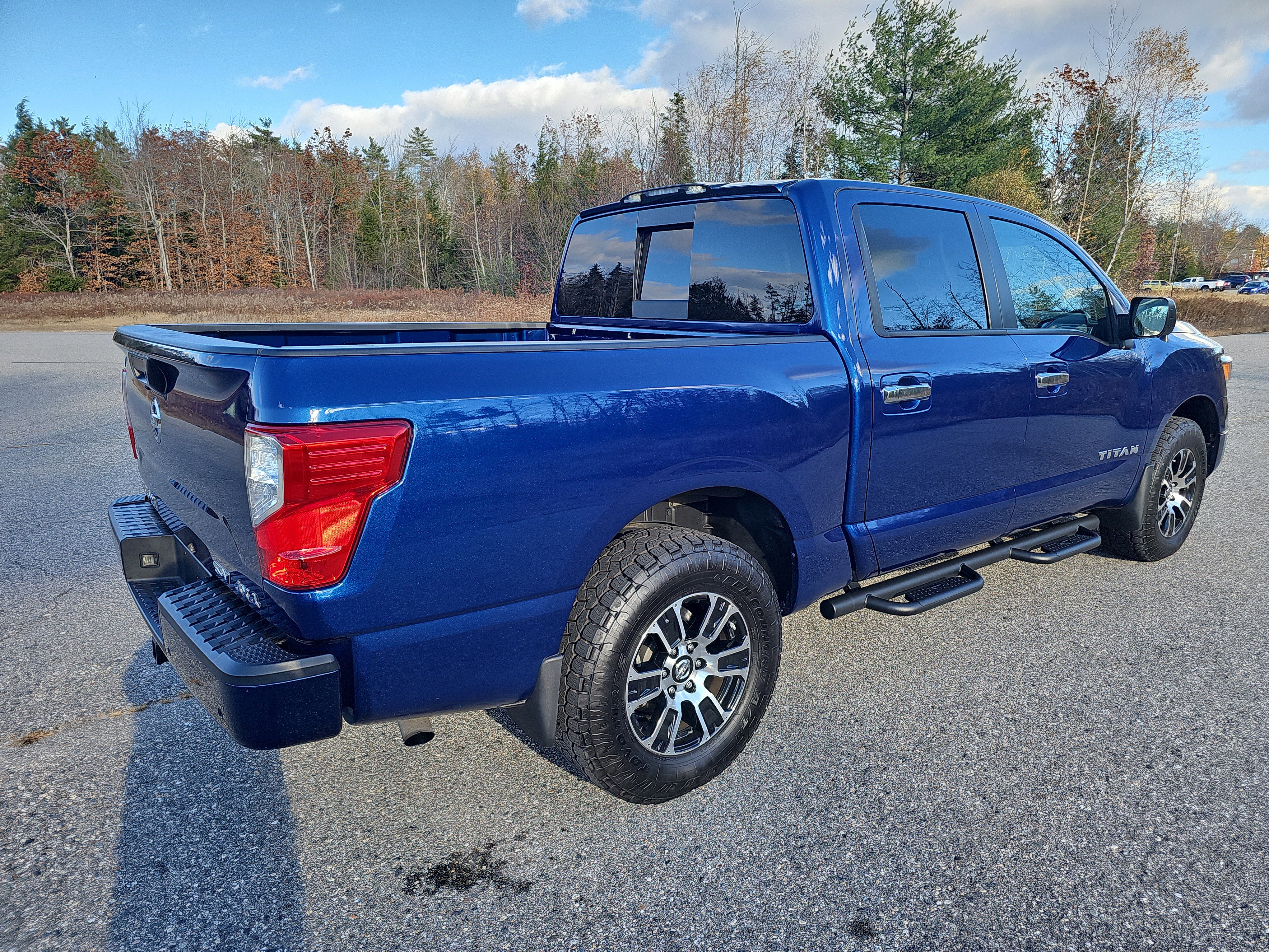 Certified 2021 Nissan Titan SV w/ Accessory Utility Package image 5