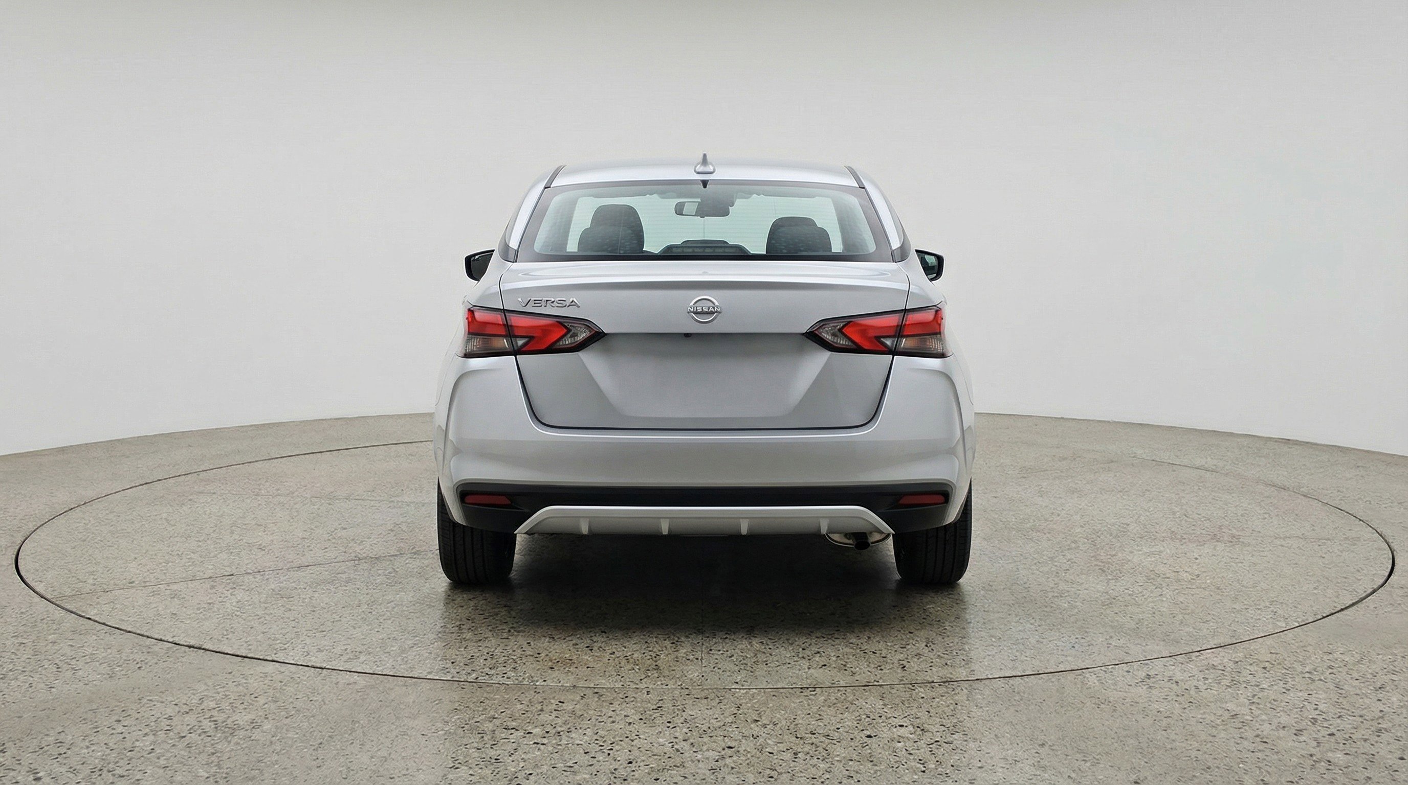 Used 2025 Nissan Versa SV image 7