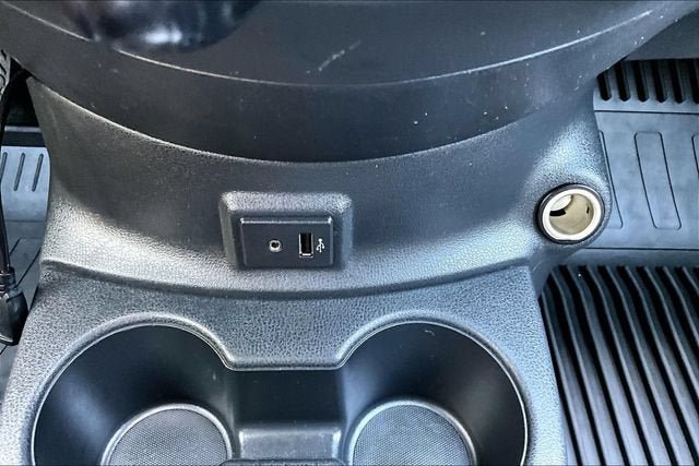 Used 2017 Nissan Versa Note FWD image 23
