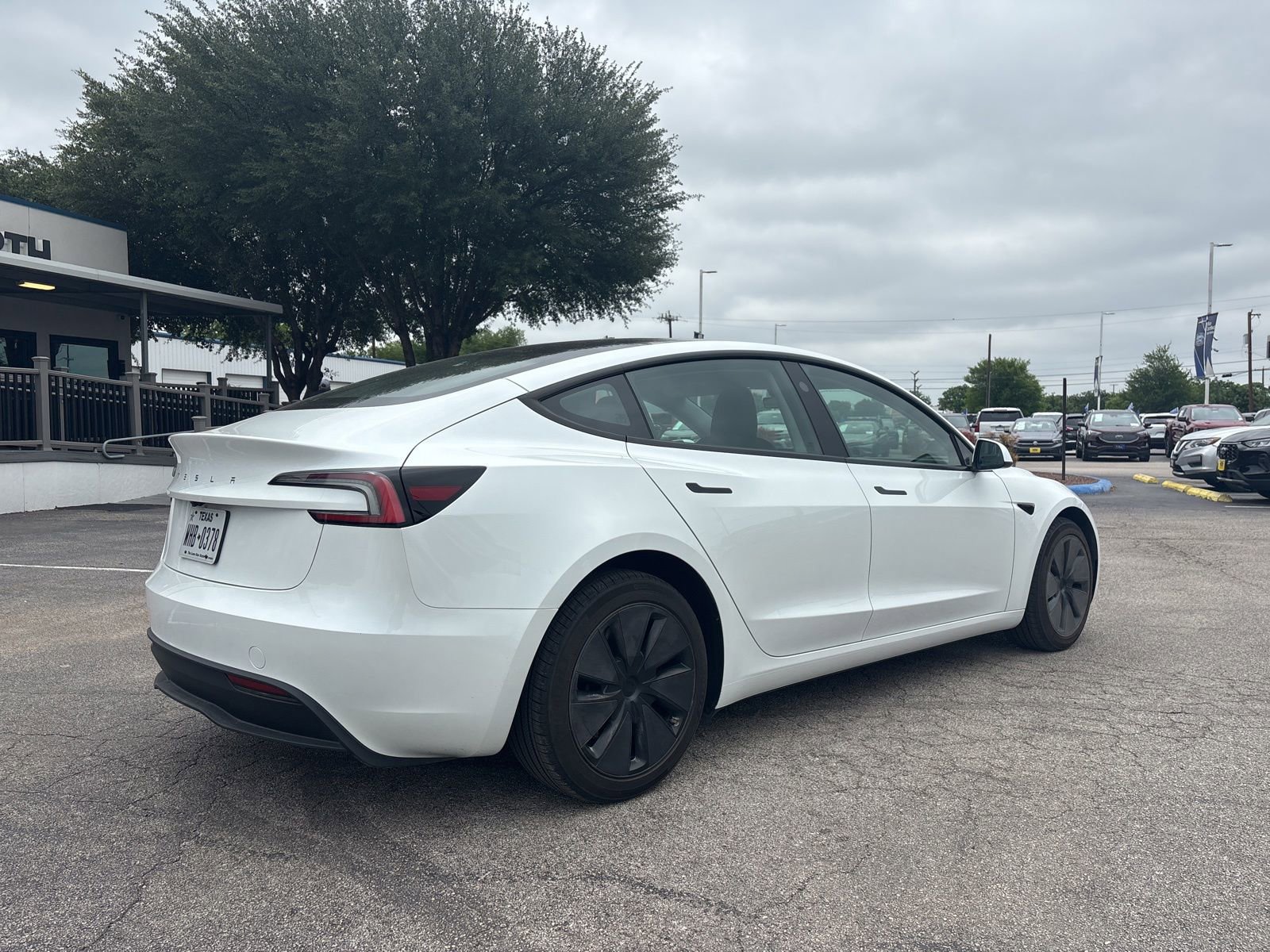 Used 2025 Tesla Model 3 Long Range RWD image 3